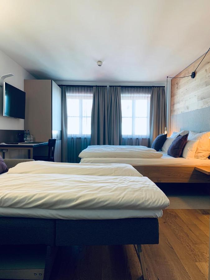 Stadthotel Kachelofen Крумбах Экстерьер фото
