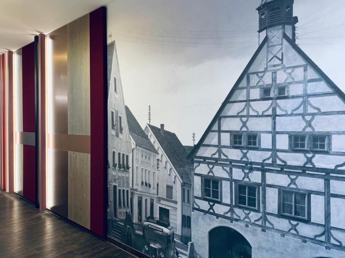 Stadthotel Kachelofen Крумбах Экстерьер фото