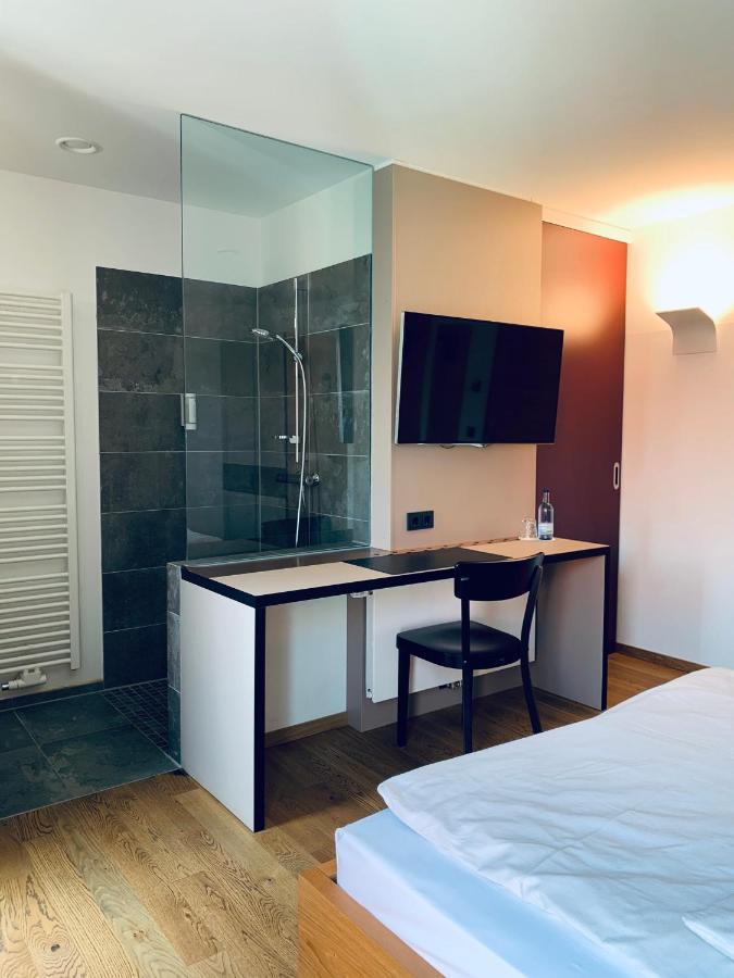 Stadthotel Kachelofen Крумбах Экстерьер фото