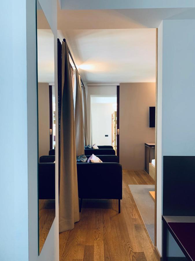 Stadthotel Kachelofen Крумбах Экстерьер фото
